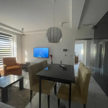 Fortuna Apartment *